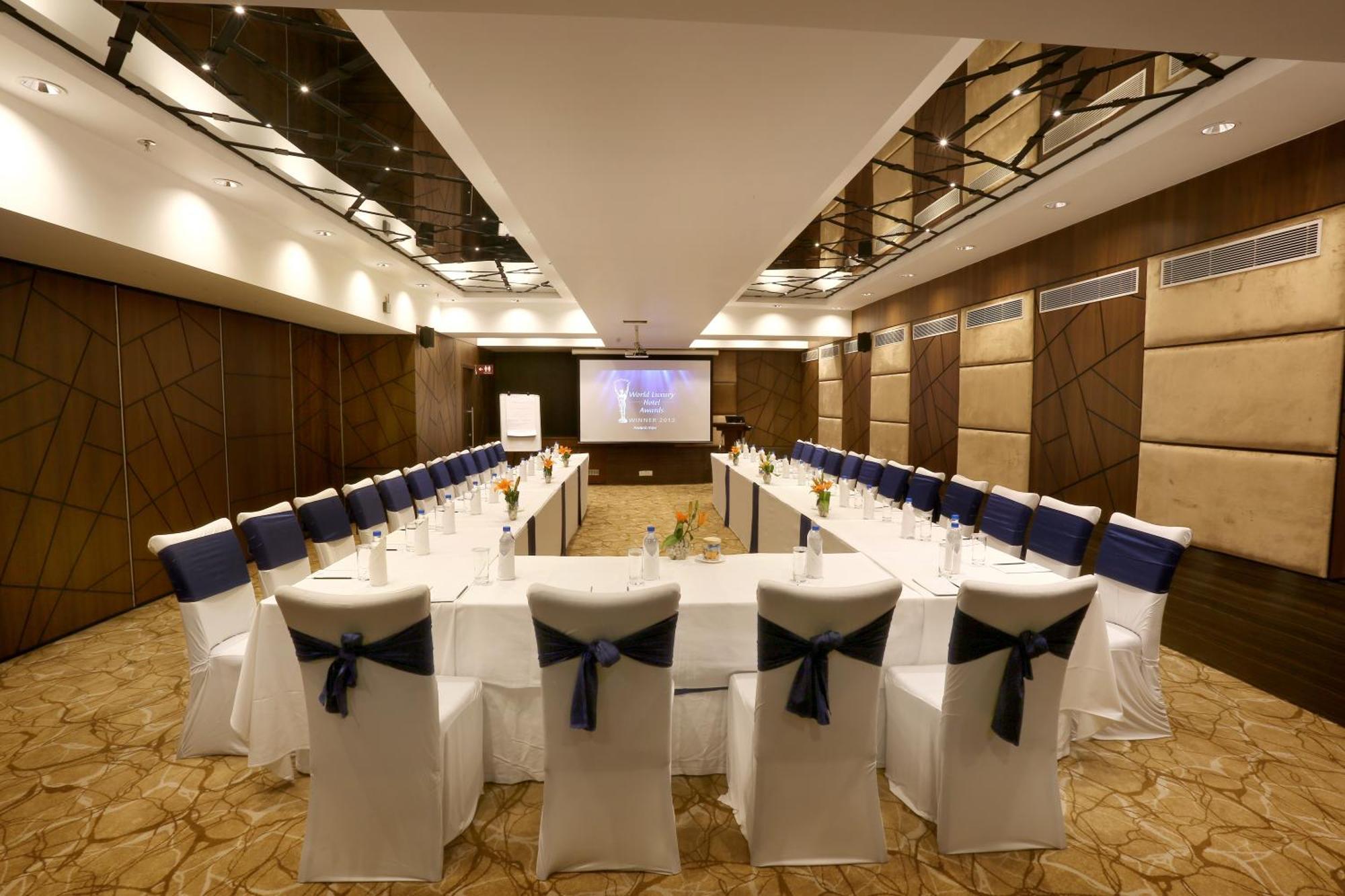 Radisson Gurugram Sohna Road City Center Gurgaon Zewnętrze zdjęcie